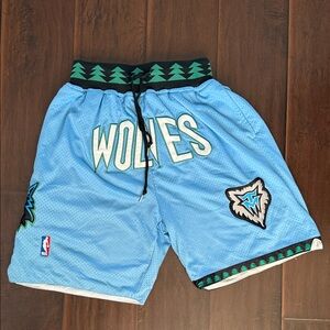 Minnesota Timberwolves Men's Blue Vintage Basketball Shorts Stitched Size:M